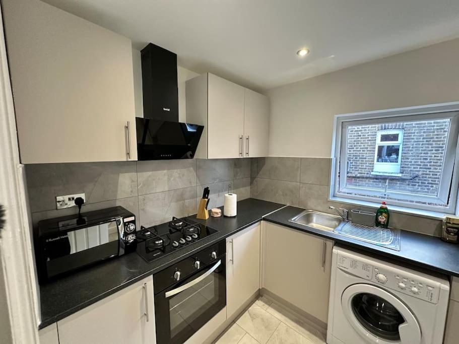 3 Bed Hackney/Harringay Flat Apartment Лондон Екстериор снимка