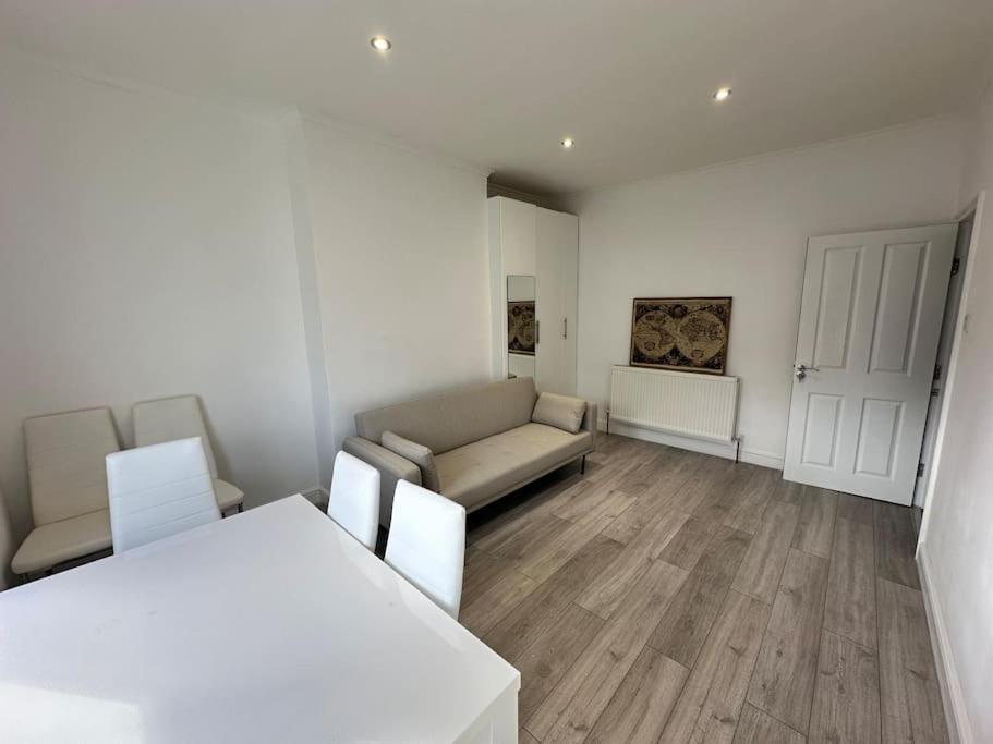 3 Bed Hackney/Harringay Flat Apartment Лондон Екстериор снимка